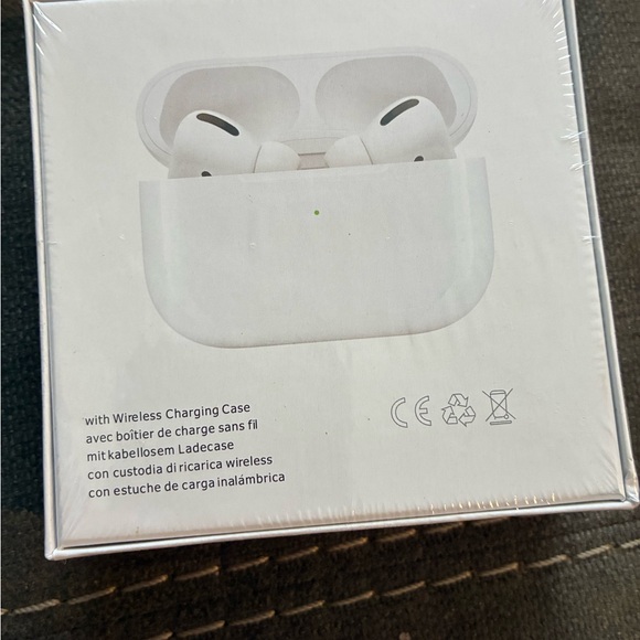 Source Unknown White Earbud Headphones - Picture 2 of 2